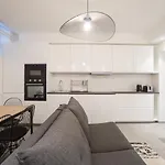 Modern Duplex Close To The Eiffel Tower