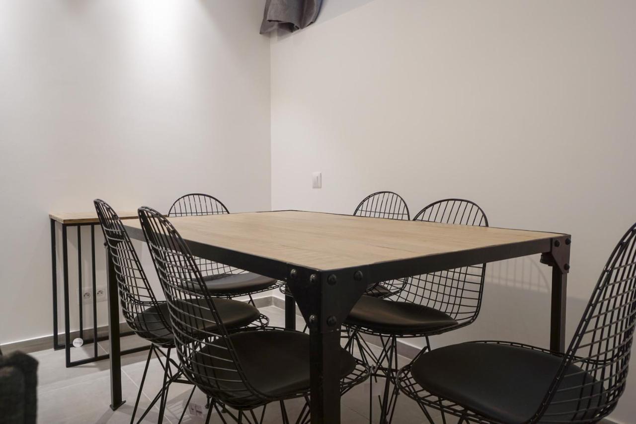 Modern Duplex Close To The Eiffel Tower Apartment Paris