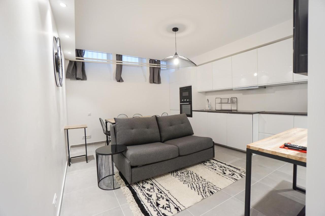 Modern Duplex Close To The Eiffel Tower Apartment *