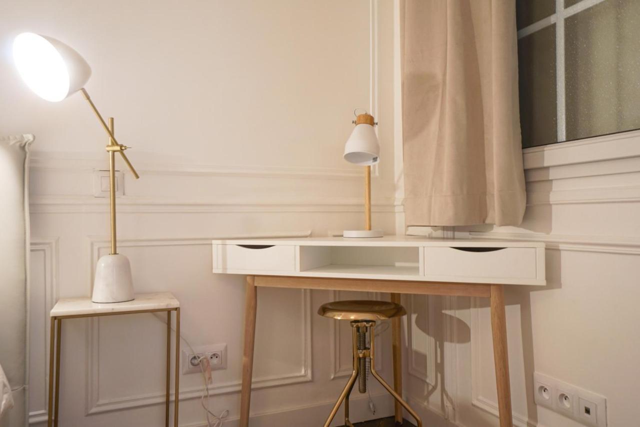 Modern Duplex Close To The Eiffel Tower * Paris